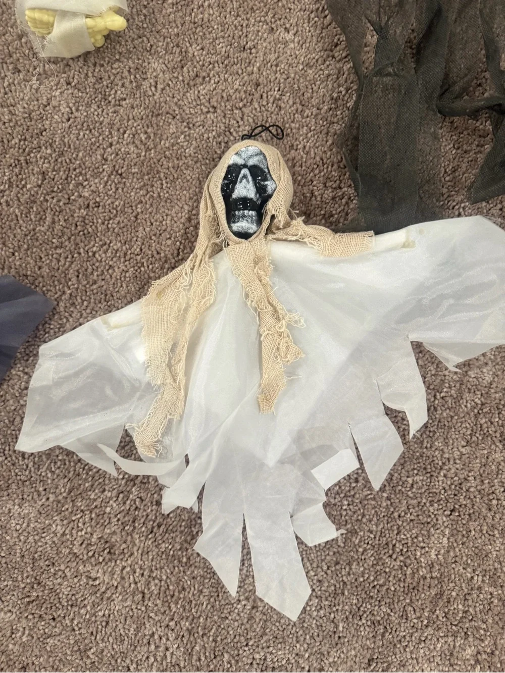 Halloween Decoration Skeletons